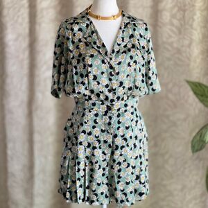 NWOT Sandro Daisy Print Satin Romper Size 4 (Seen on The Bold and the Beautiful)